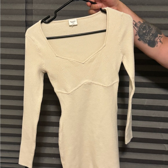 Abercrombie Kids Cream Long Sleeve Dress - Picture 2 of 3